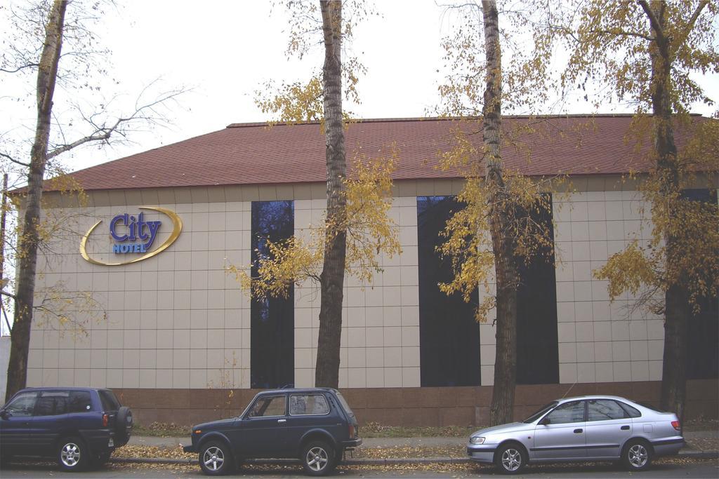 City Hotel Ust-Kamenogorsk Exterior photo