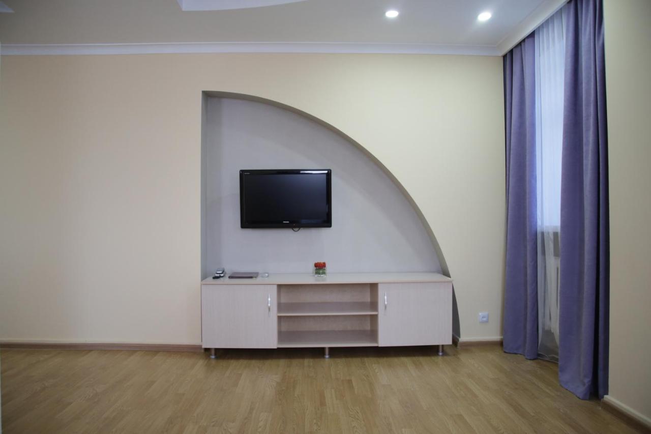 City Hotel Ust-Kamenogorsk Exterior photo