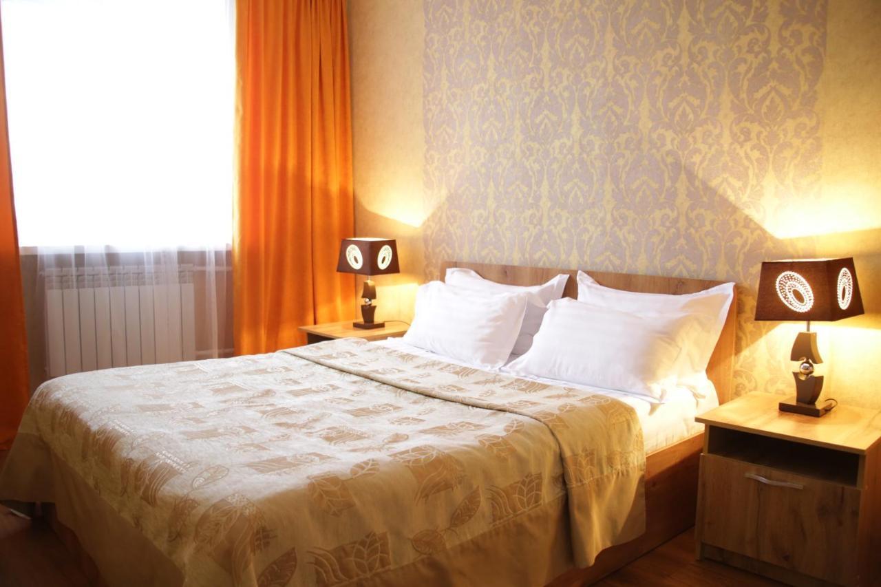 City Hotel Ust-Kamenogorsk Exterior photo