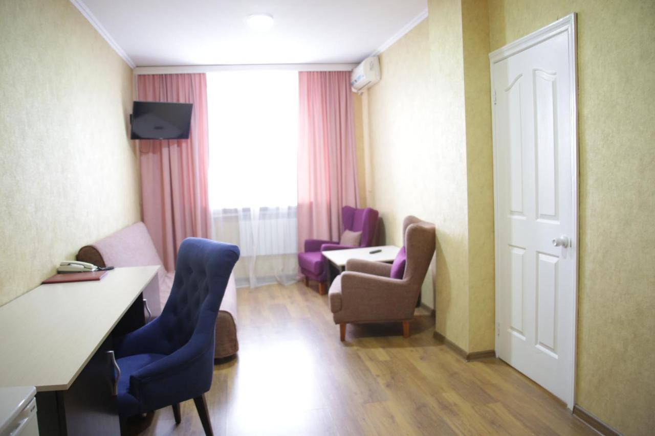 City Hotel Ust-Kamenogorsk Exterior photo