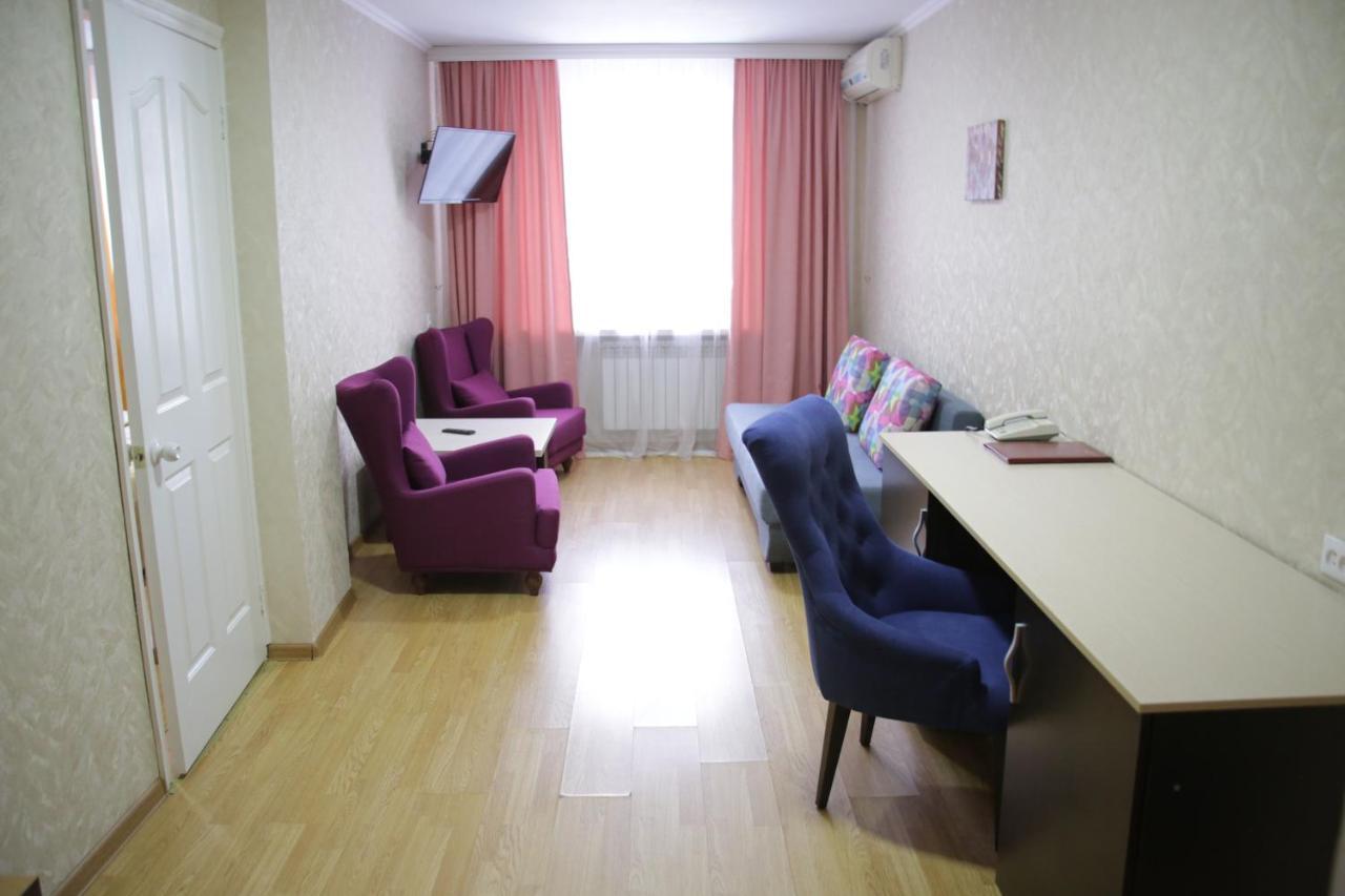 City Hotel Ust-Kamenogorsk Exterior photo